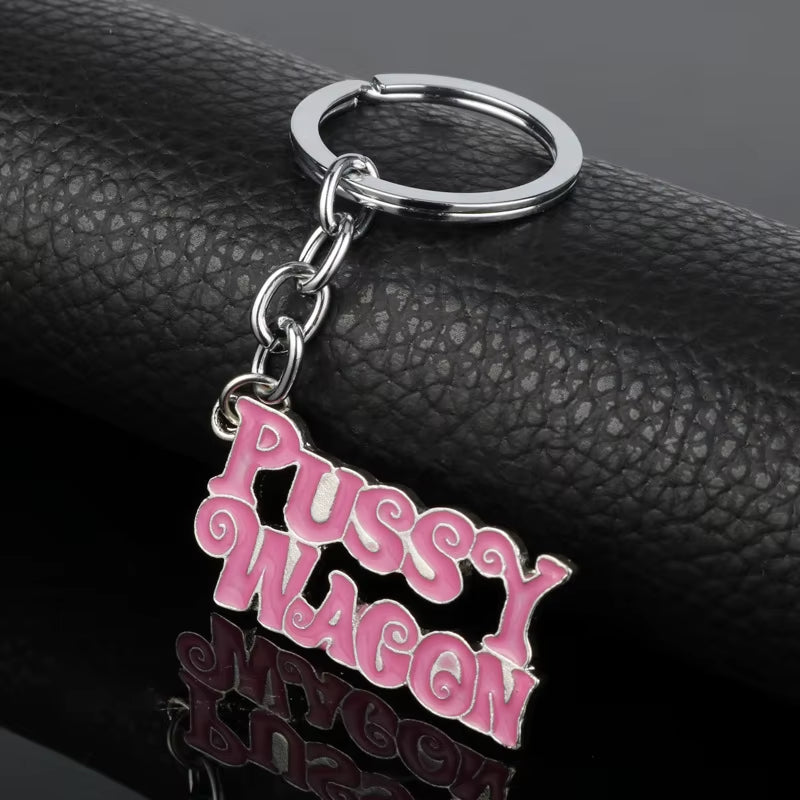 Movie Keychain Kill Bill Pussy Wagon Key Ring Letter Pendant Accessories Ladies Men Gift Keychain Backpack Accessories